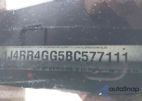 2011 Jeep Grand Cherokee Laredo z USA, uszkodzony, nr VIN 1J4RR4GG5BC577111